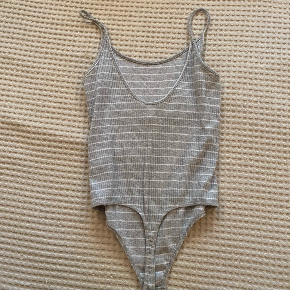 Striped bodysuit - Picture 2 of 6